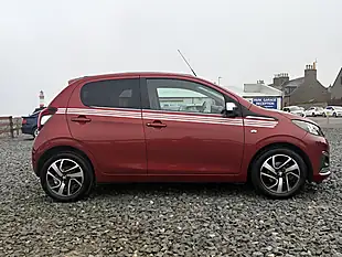 Used 2019 Peugeot 108 Collection Red - Interior and Exterior details 4