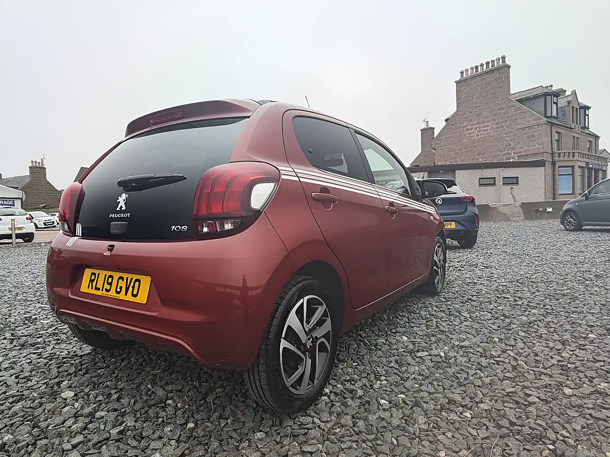 Used 2019 Peugeot 108 Collection Red - Interior and Exterior details 5