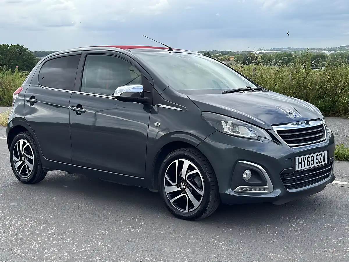Used 2019 Peugeot 108 Collection Top Grey - Front View