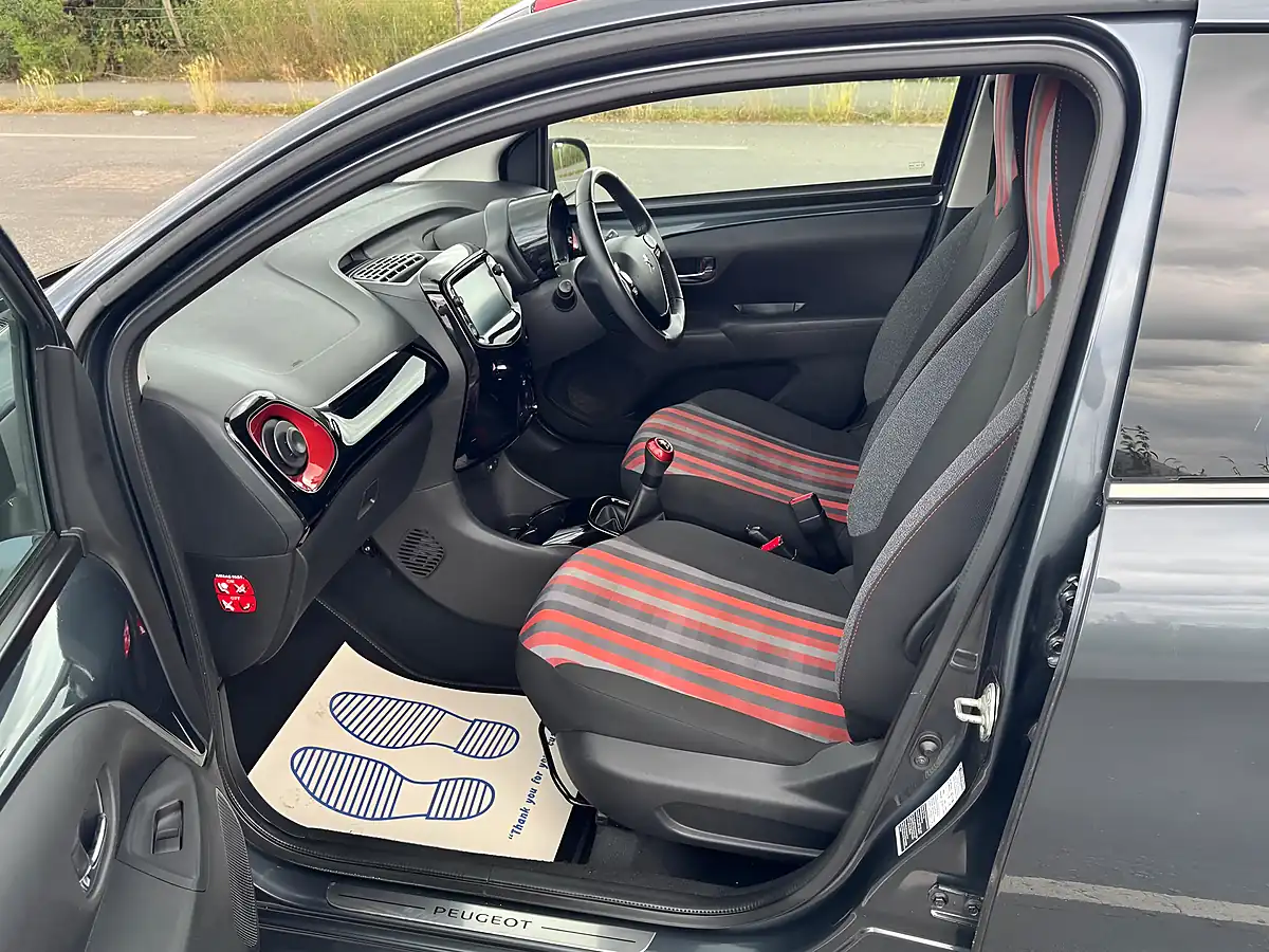Used 2019 Peugeot 108 Collection Top Grey - Interior and Exterior details 13