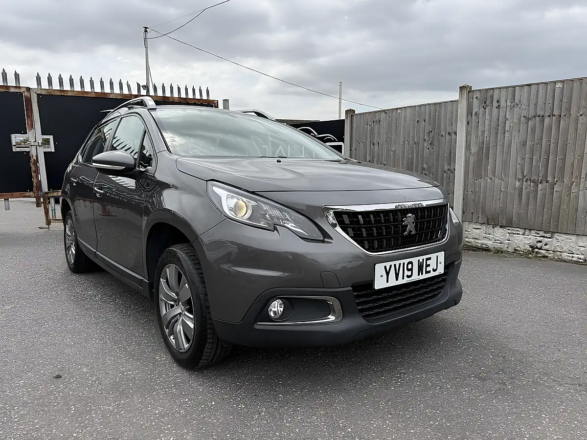 Used 2019 Peugeot 2008 Active Grey - Front View