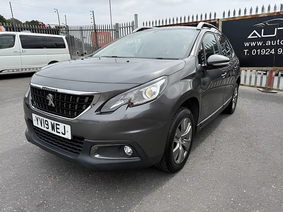 Used 2019 Peugeot 2008 Active Grey - Interior and Exterior details 7