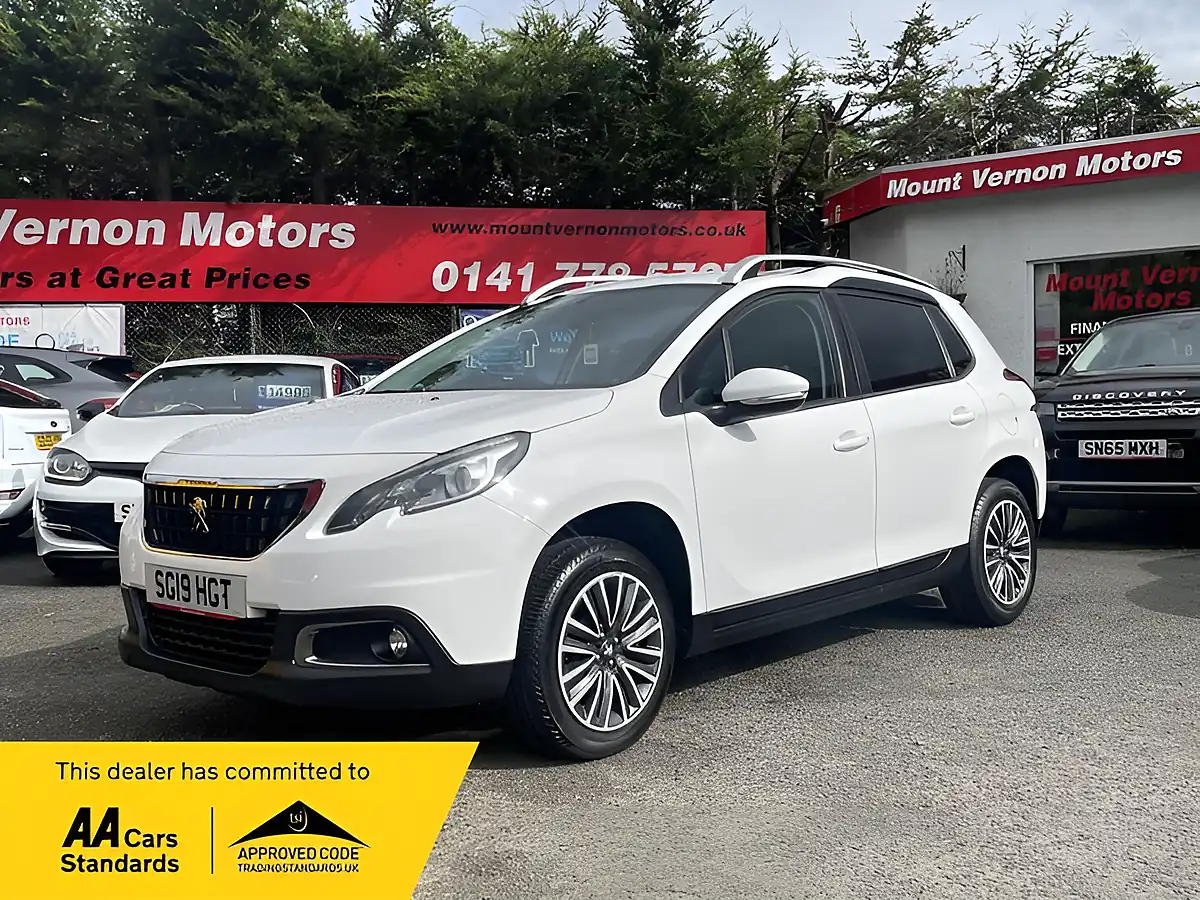 Used 2019 Peugeot 2008 Active White - Front View