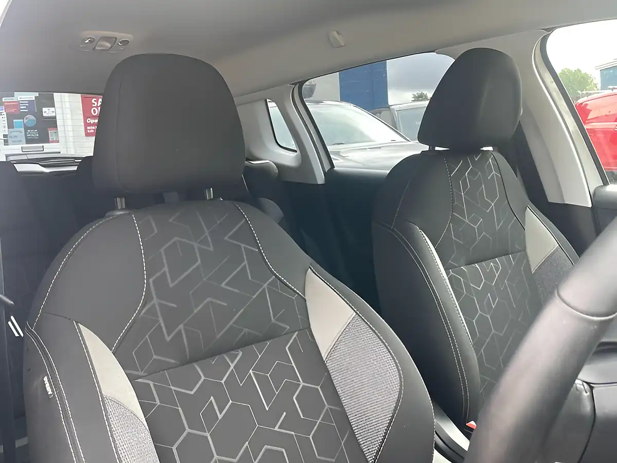 Used 2019 Peugeot 2008 Active White - Interior and Exterior details 11
