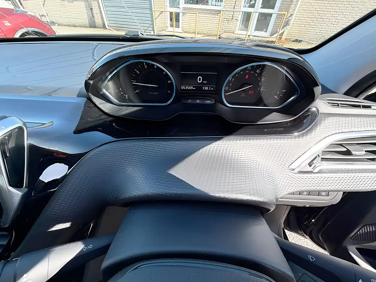 Used 2019 Peugeot 2008 Allure Black - Interior and Exterior details 17