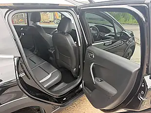 Used 2019 Peugeot 2008 Allure Black - Interior and Exterior details 16