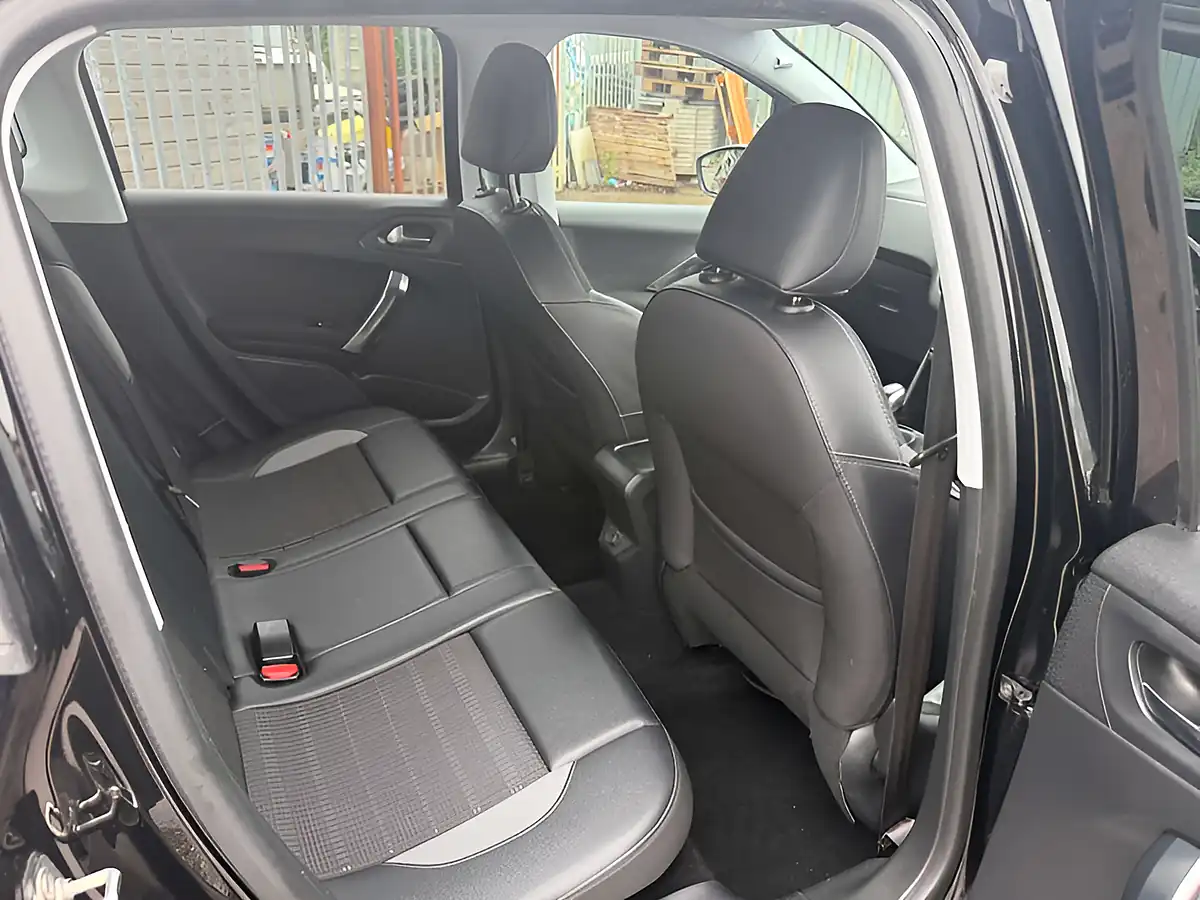 Used 2019 Peugeot 2008 Allure Black - Interior and Exterior details 18