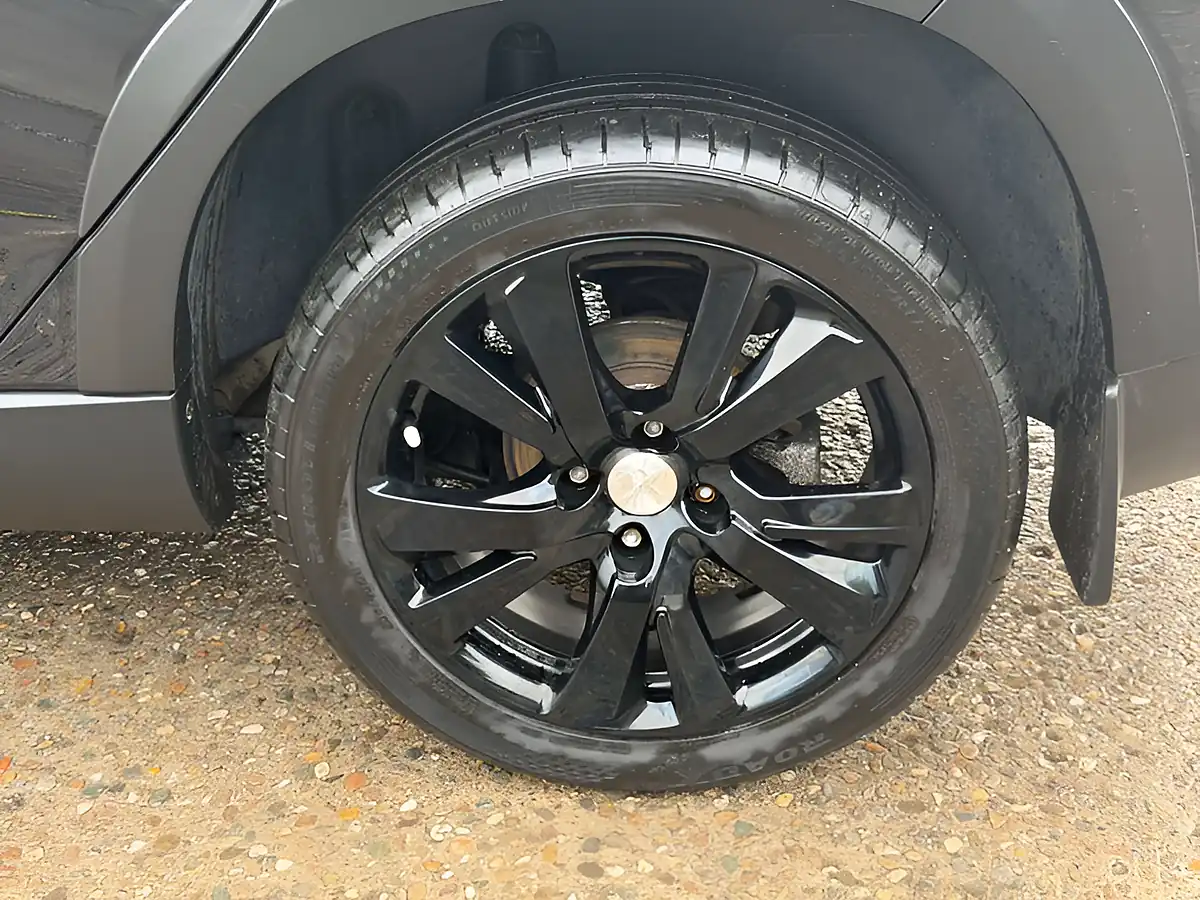 Used 2019 Peugeot 2008 Allure Black - Interior and Exterior details 9