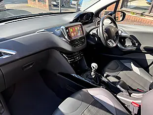 Used 2019 Peugeot 2008 Allure Black - Interior and Exterior details 12
