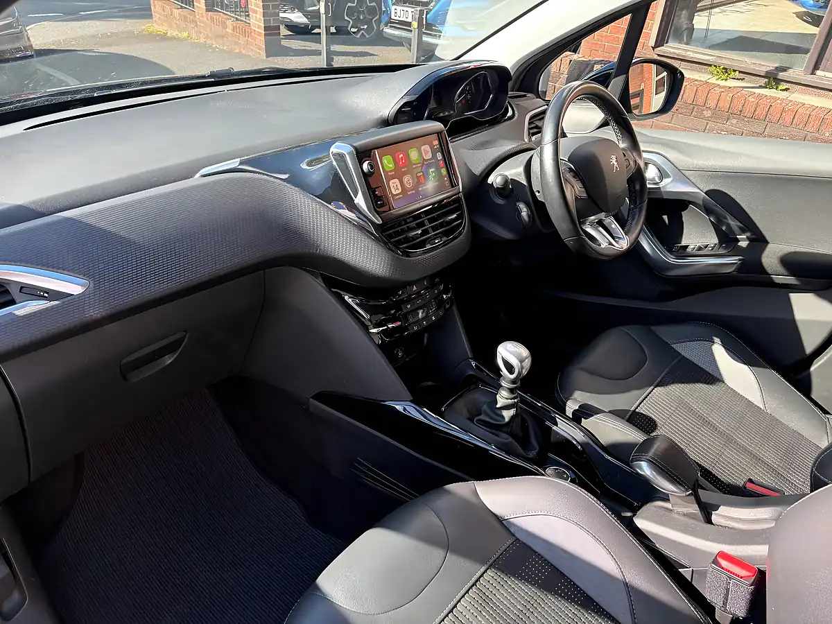 Used 2019 Peugeot 2008 Allure Black - Interior and Exterior details 12