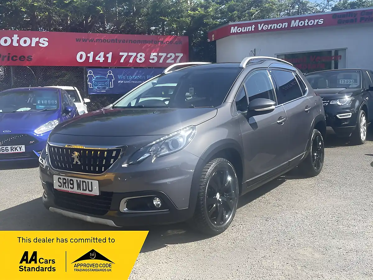 Used 2019 Peugeot 2008 Allure Grey - Front View