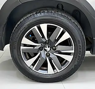 Used 2019 Peugeot 2008 Allure Grey - Interior and Exterior details 8
