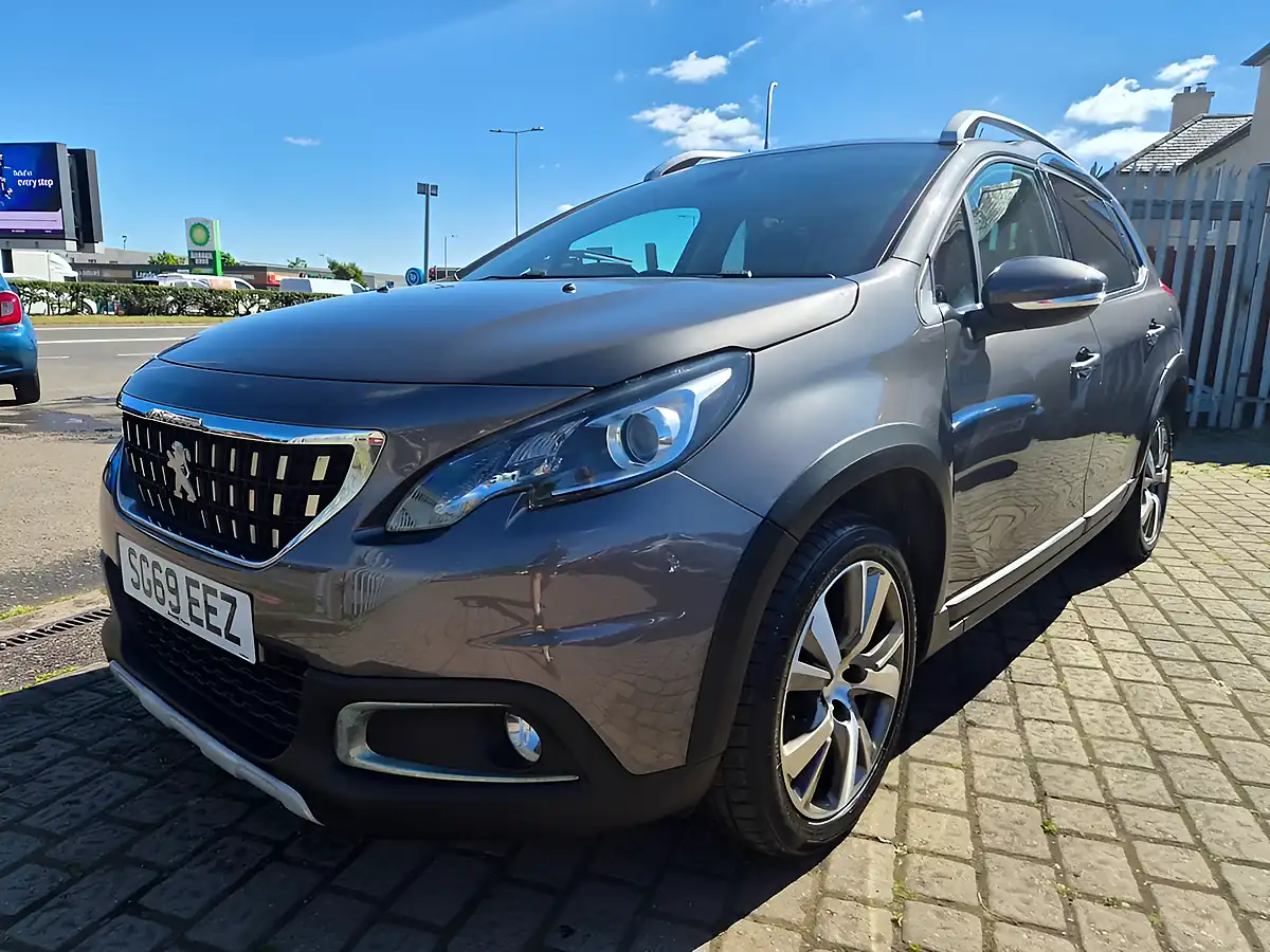 Used 2019 Peugeot 2008 Allure Grey - Interior and Exterior details 3