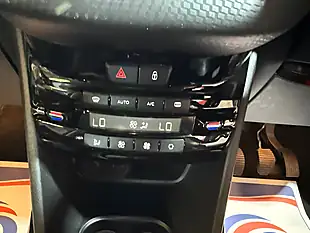 Used 2019 Peugeot 2008 Allure Grey - Interior and Exterior details 13
