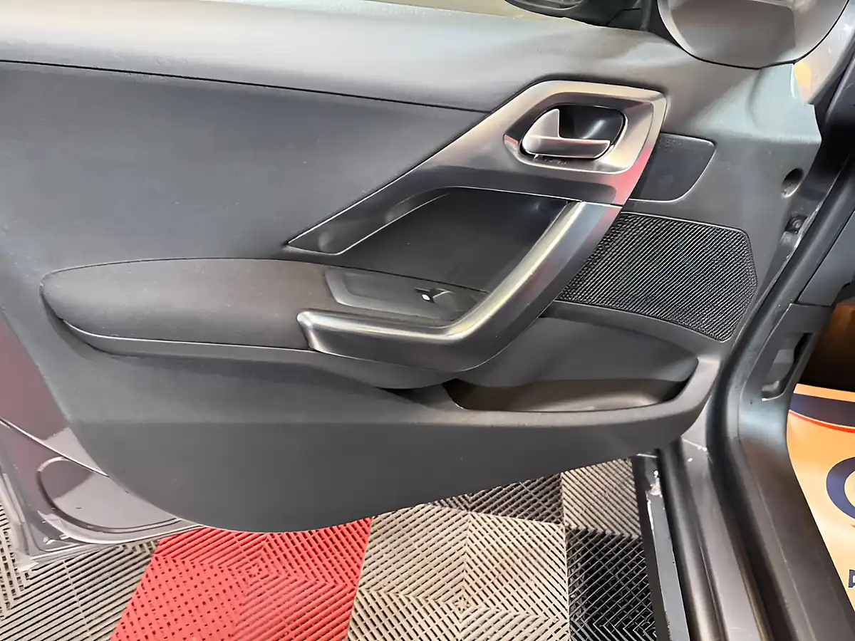 Used 2019 Peugeot 2008 Allure Grey - Interior and Exterior details 14