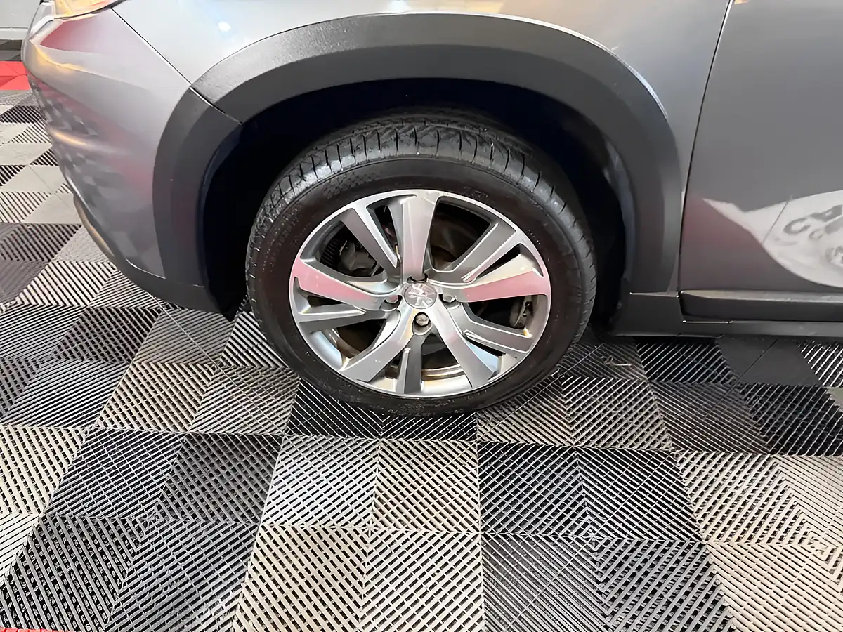 Used 2019 Peugeot 2008 Allure Grey - Interior and Exterior details 15