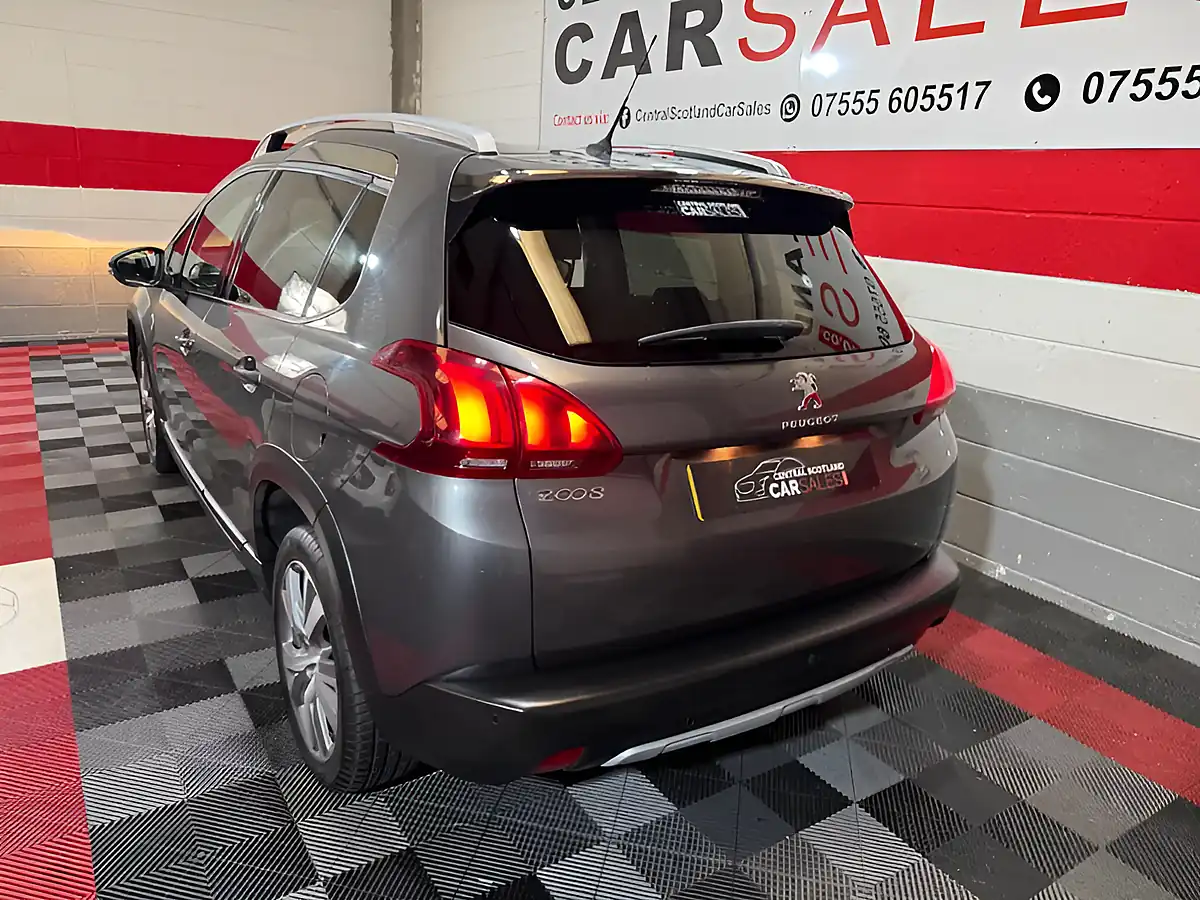 Used 2019 Peugeot 2008 Allure Grey - Interior and Exterior details 8