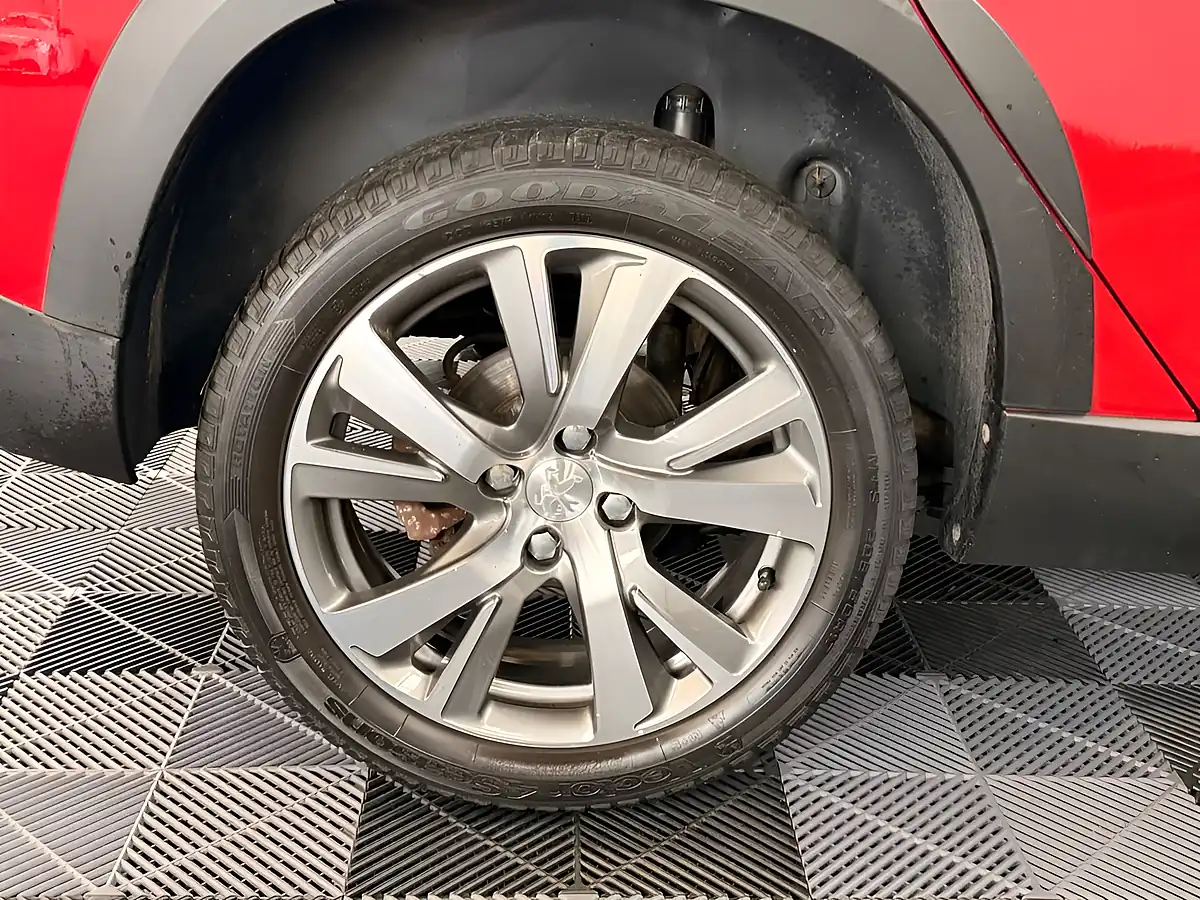 Used 2019 Peugeot 2008 Allure - Interior and Exterior details 15
