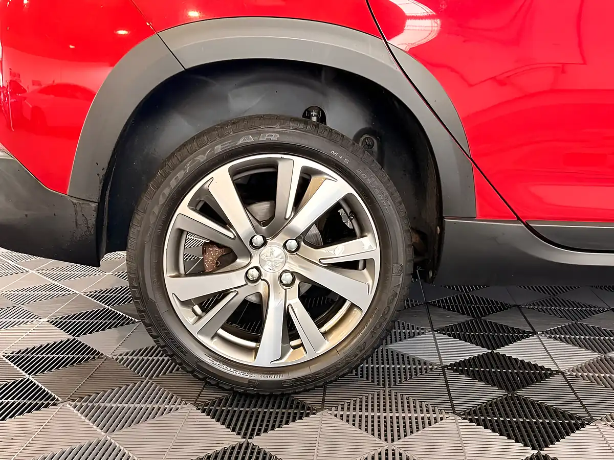 Used 2019 Peugeot 2008 Allure - Interior and Exterior details 16