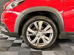 Used 2019 Peugeot 2008 Allure - Interior and Exterior details 4