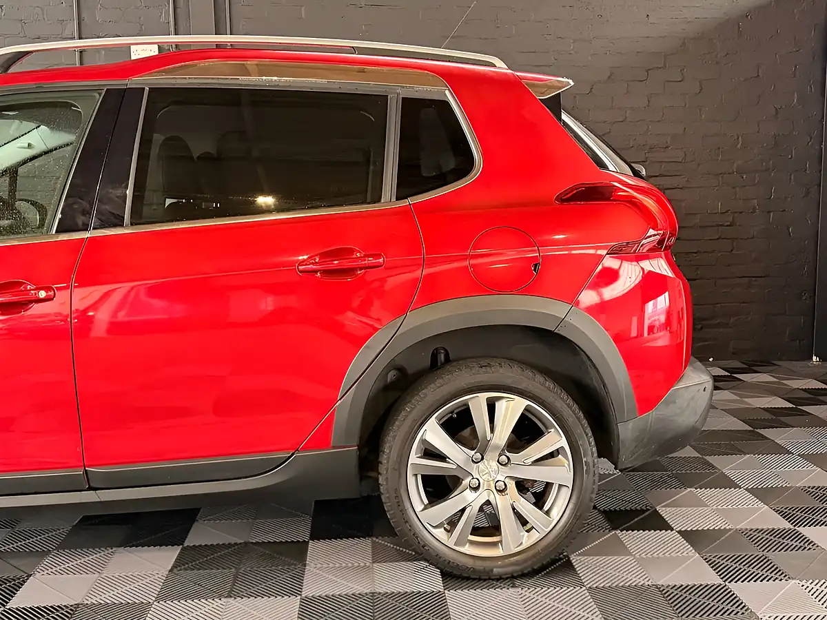 Used 2019 Peugeot 2008 Allure - Interior and Exterior details 7