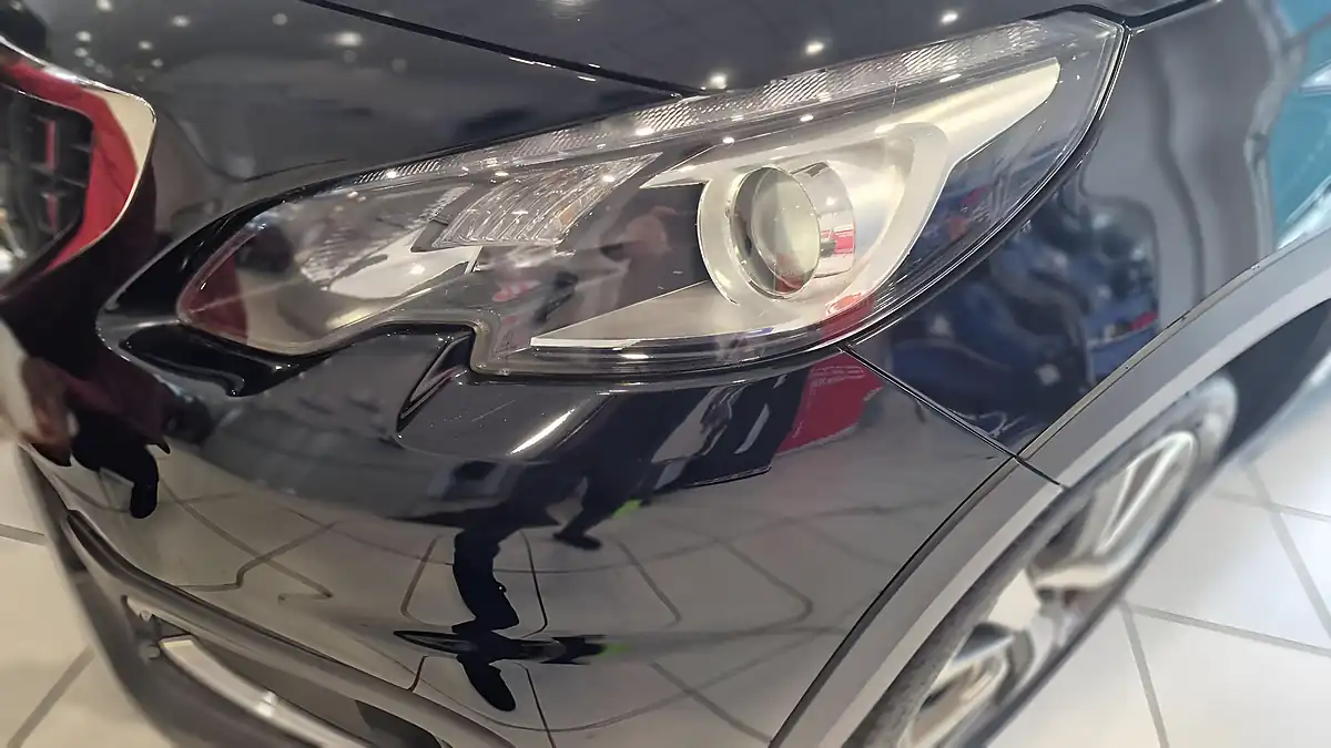 Used 2019 Peugeot 2008 Allure Premium Black - Interior and Exterior details 17