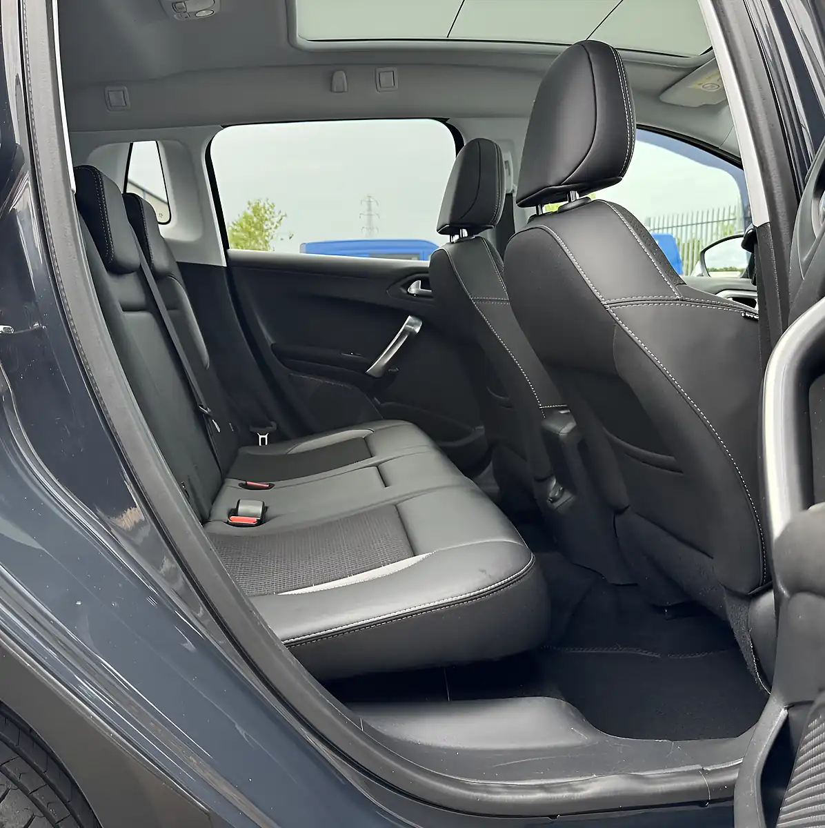 Used 2019 Peugeot 2008 Allure Premium Grey - Interior and Exterior details 12