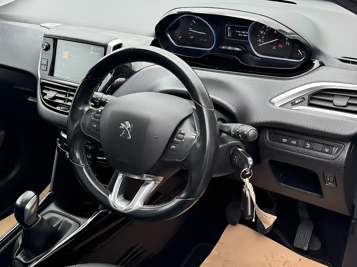 Used 2019 Peugeot 2008 Allure Premium Grey - Interior and Exterior details 14