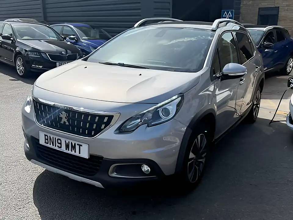 Used 2019 Peugeot 2008 Allure Premium Grey - Interior and Exterior details 3