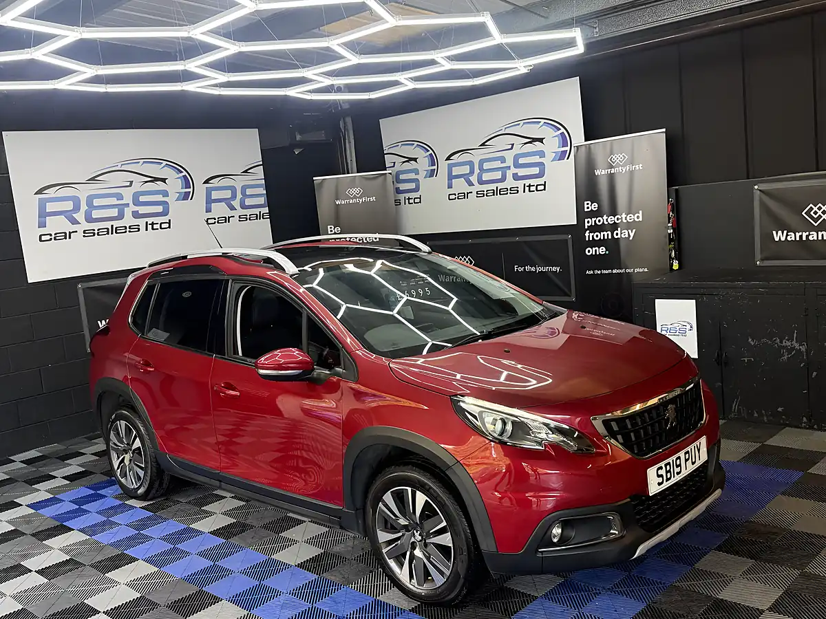 Used 2019 Peugeot 2008 Allure Premium Red - Interior and Exterior details 3