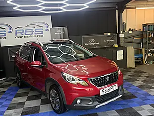 Used 2019 Peugeot 2008 Allure Premium Red - Interior and Exterior details 8