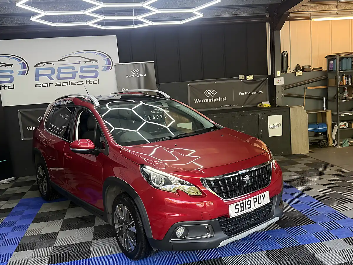 Used 2019 Peugeot 2008 Allure Premium Red - Interior and Exterior details 8