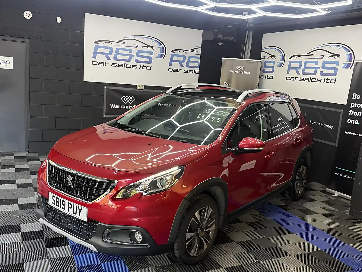 Used 2019 Peugeot 2008 Allure Premium Red - Interior and Exterior details 9