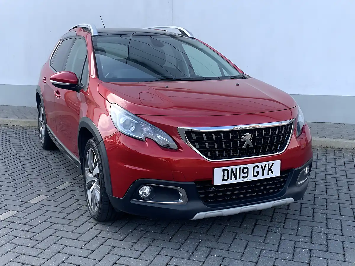 Used 2019 Peugeot 2008 Allure Premium Red - Interior and Exterior details 6