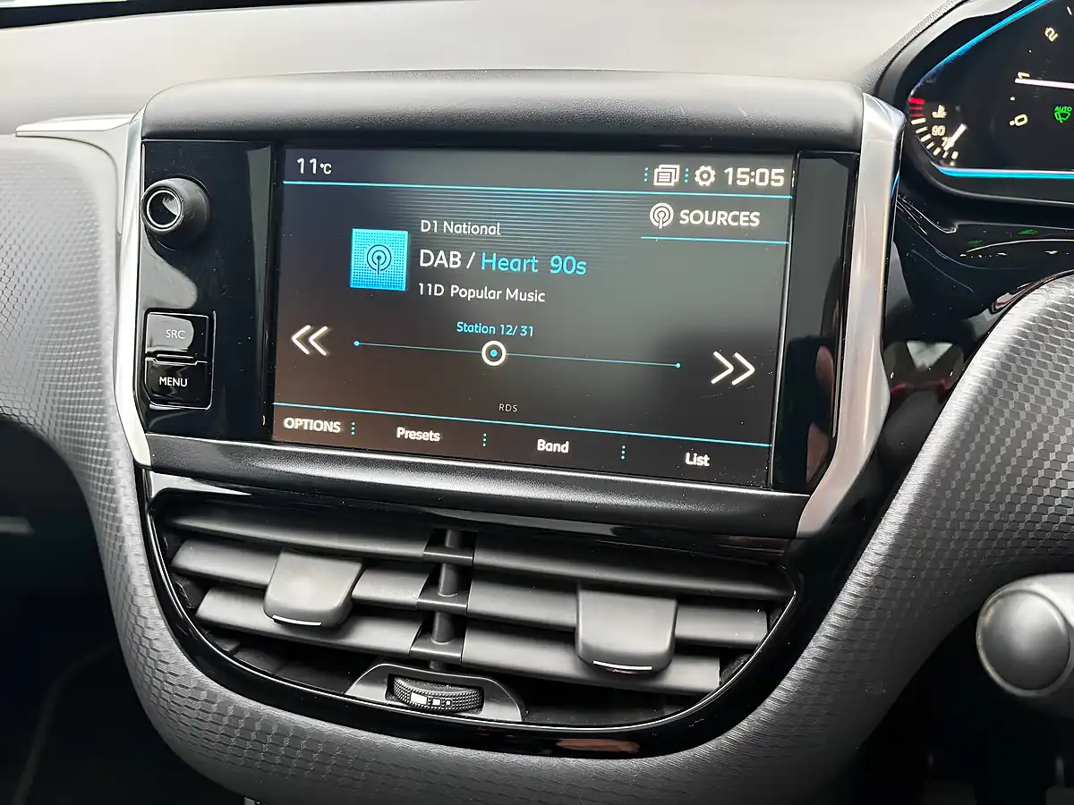 Used 2019 Peugeot 2008 Allure Premium Red - Interior and Exterior details 14