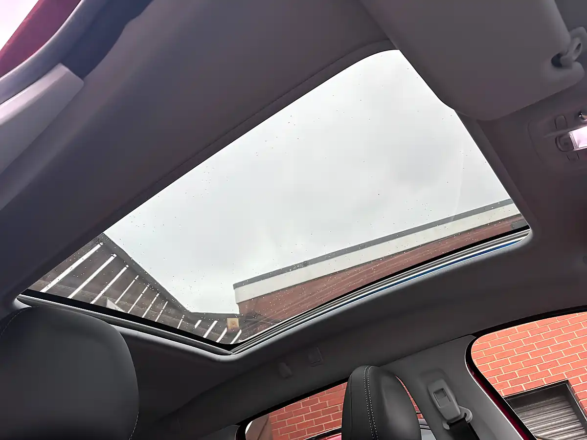 Used 2019 Peugeot 2008 Allure Premium Red - Interior and Exterior details 18