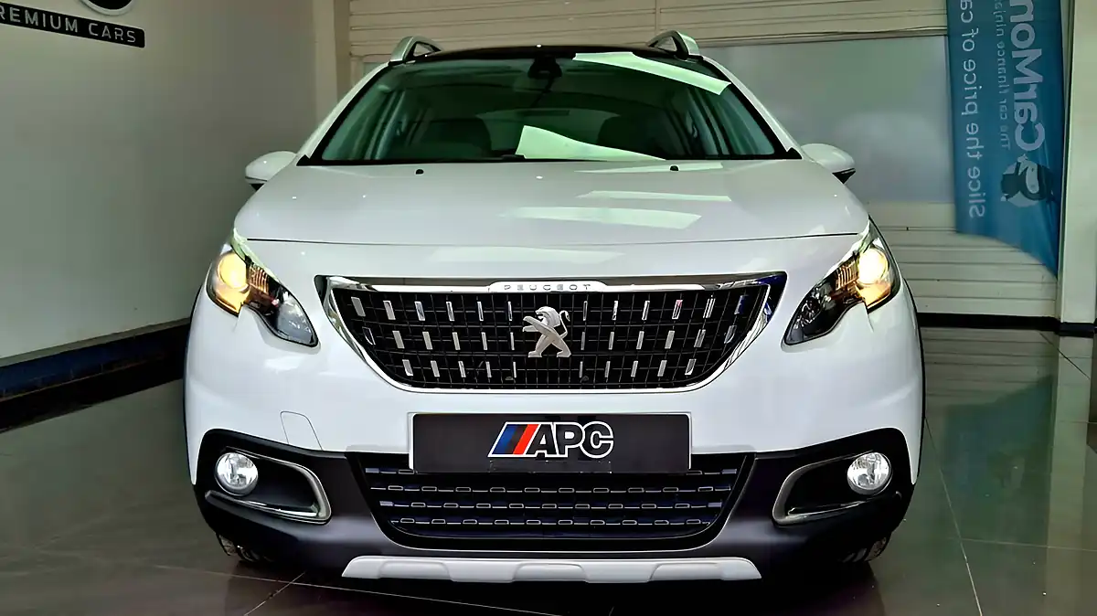 Used 2019 Peugeot 2008 Allure Premium White - Interior and Exterior details 9