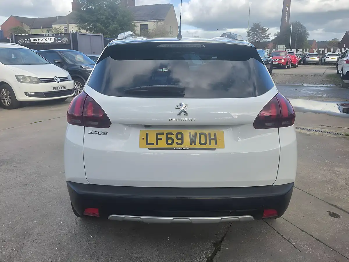 Used 2019 Peugeot 2008 Allure Premium White - Interior and Exterior details 6