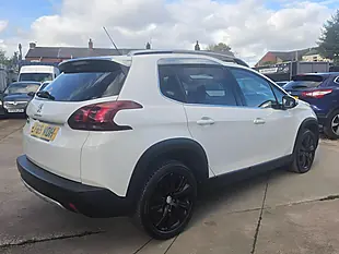 Used 2019 Peugeot 2008 Allure Premium White - Interior and Exterior details 7