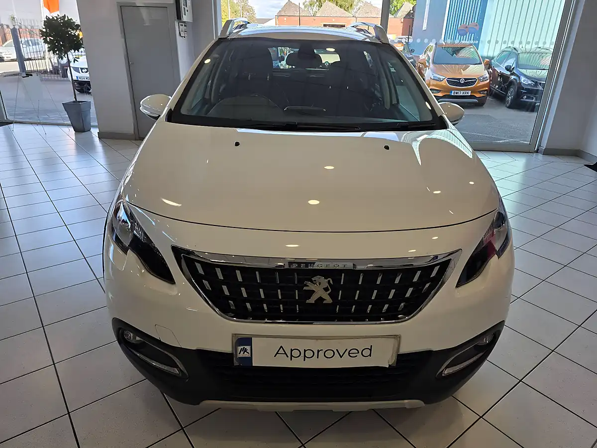 Used 2019 Peugeot 2008 Allure White - Interior and Exterior details 2