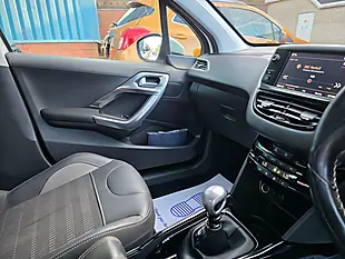 Used 2019 Peugeot 2008 Allure White - Interior and Exterior details 7