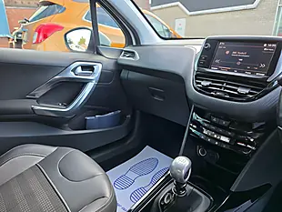 Used 2019 Peugeot 2008 Allure White - Interior and Exterior details 8