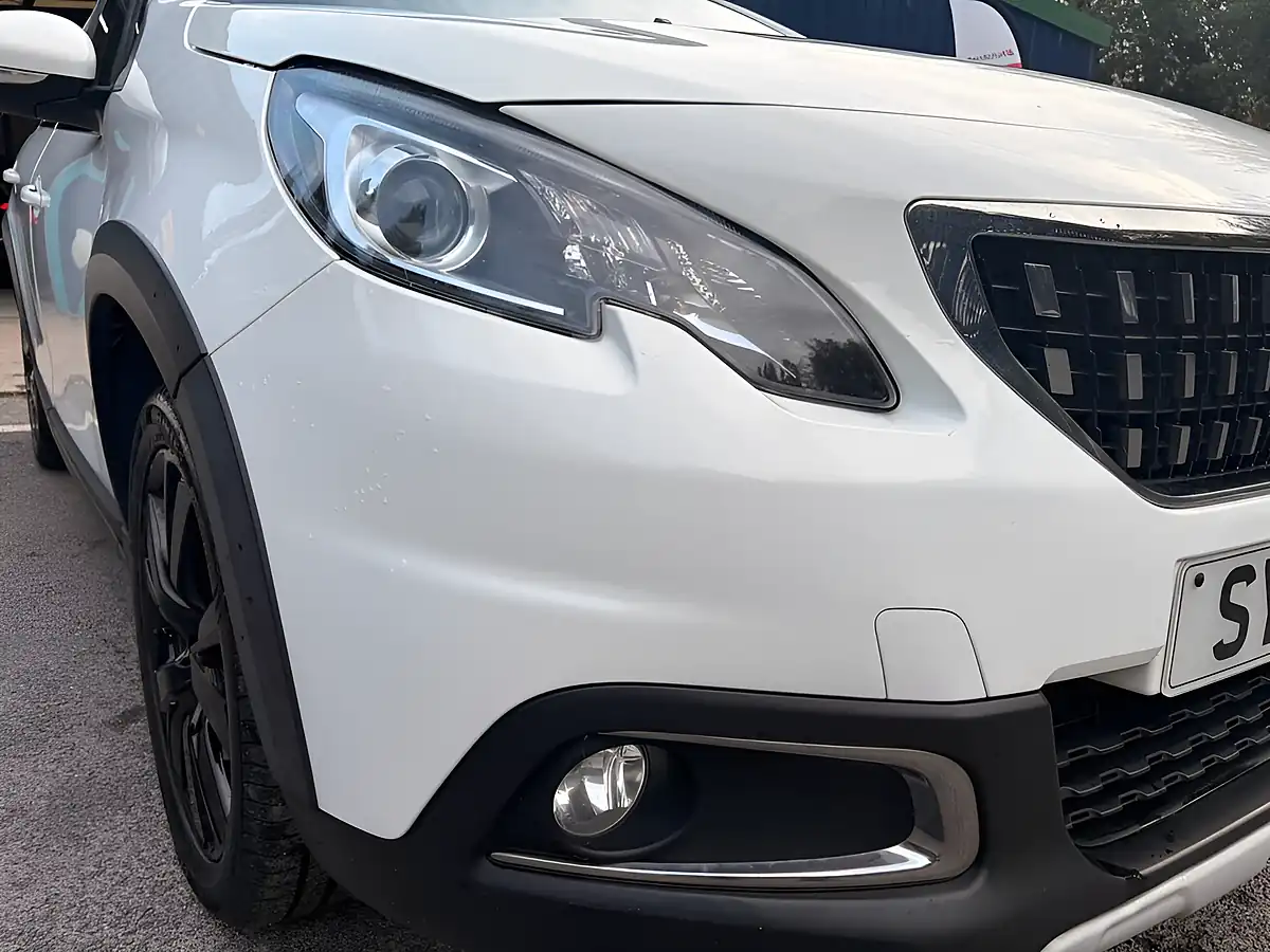 Used 2019 Peugeot 2008 Allure White - Interior and Exterior details 17