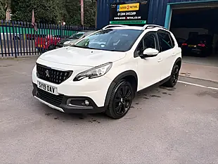 Used 2019 Peugeot 2008 Allure White - Interior and Exterior details 3