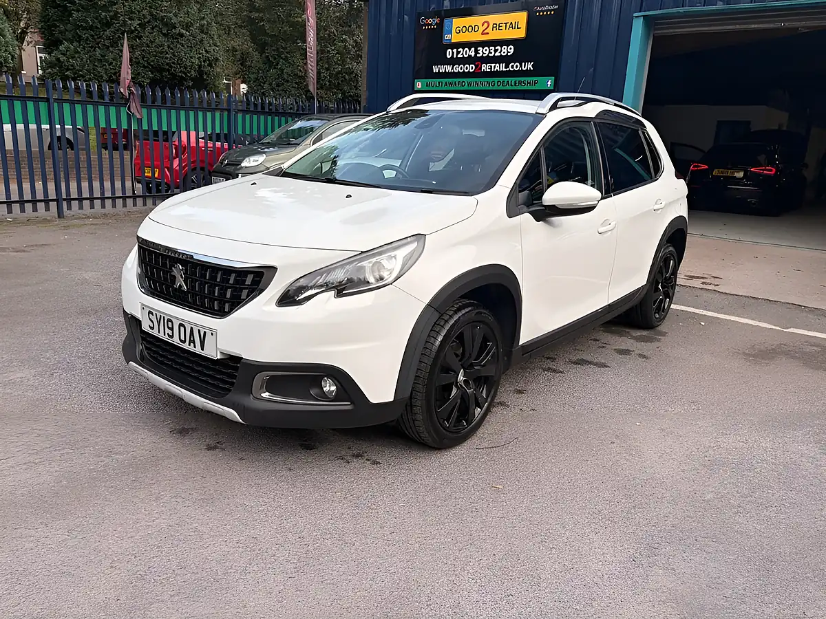 Used 2019 Peugeot 2008 Allure White - Interior and Exterior details 3