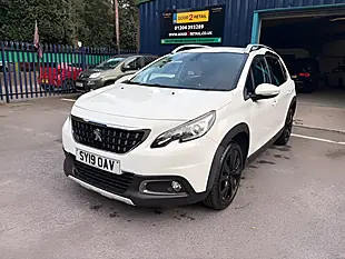 Used 2019 Peugeot 2008 Allure White - Interior and Exterior details 4