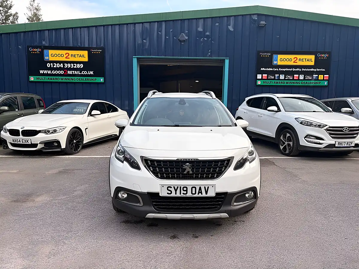 Used 2019 Peugeot 2008 Allure White - Interior and Exterior details 5