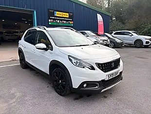 Used 2019 Peugeot 2008 Allure White - Interior and Exterior details 7