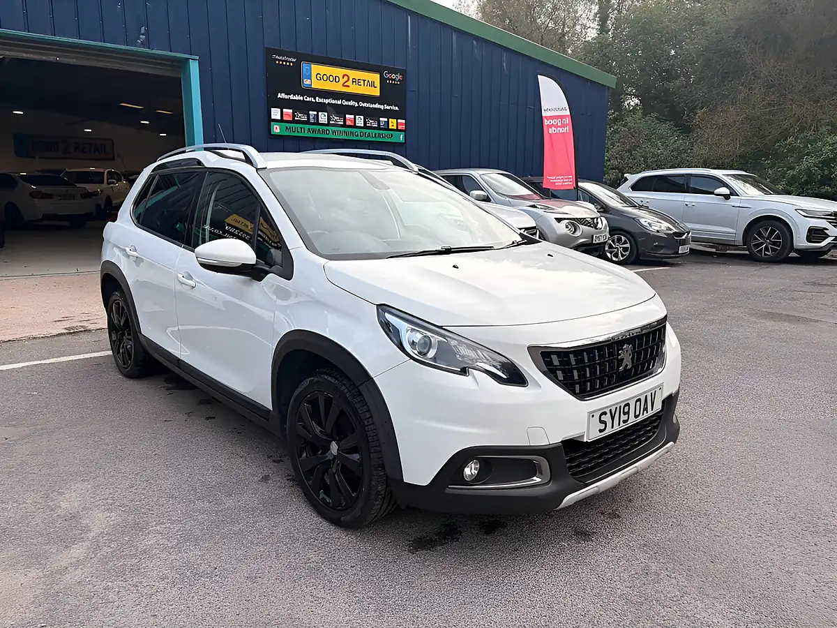 Used 2019 Peugeot 2008 Allure White - Interior and Exterior details 7