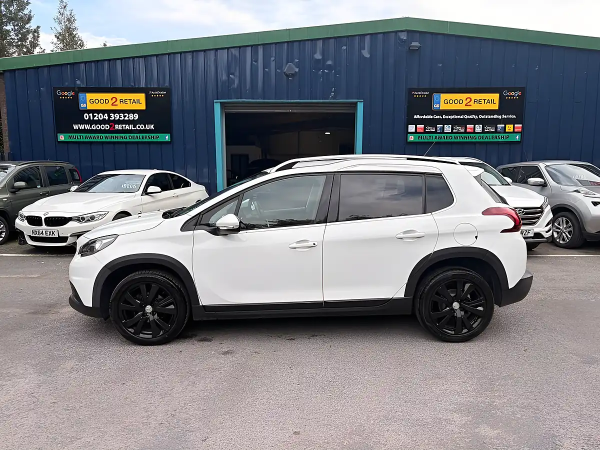 Used 2019 Peugeot 2008 Allure White - Interior and Exterior details 9